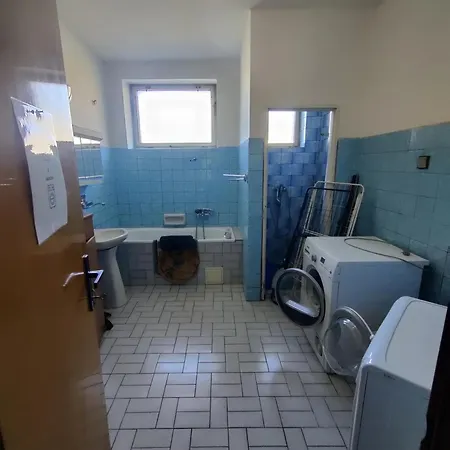 Hidden Gem & Gated Parking Apartmán *